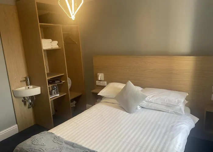 Diamonds Ltd 3* York