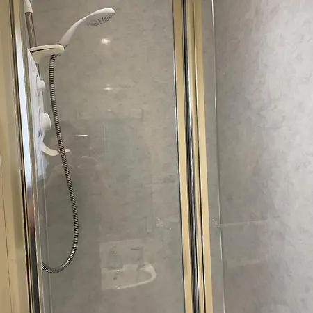 Konukevi Diamonds York