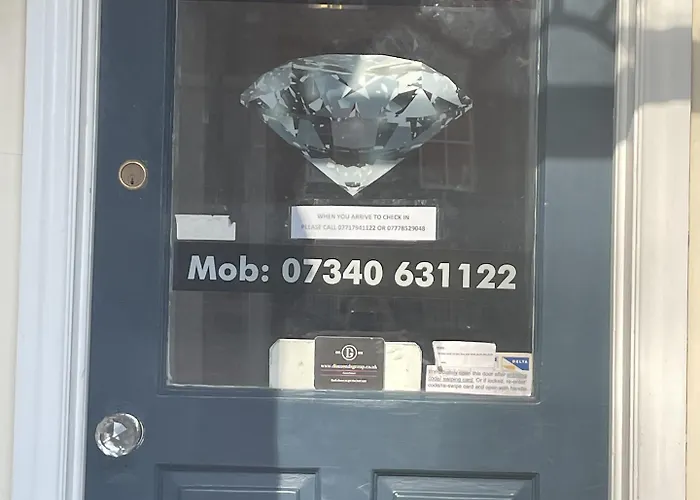 Guest house Diamonds York